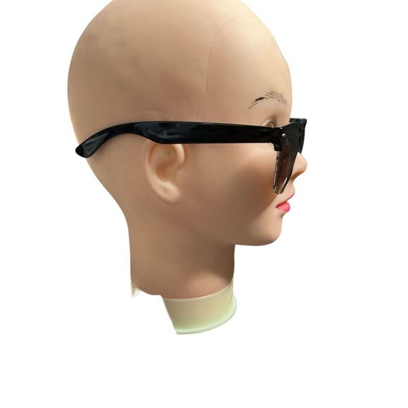 LOOK BEAUTIFUL THIS SUMMER AND SPRING WITH THESE Nice women  OVERSIZED Sunglasse - Picture 2 of 4